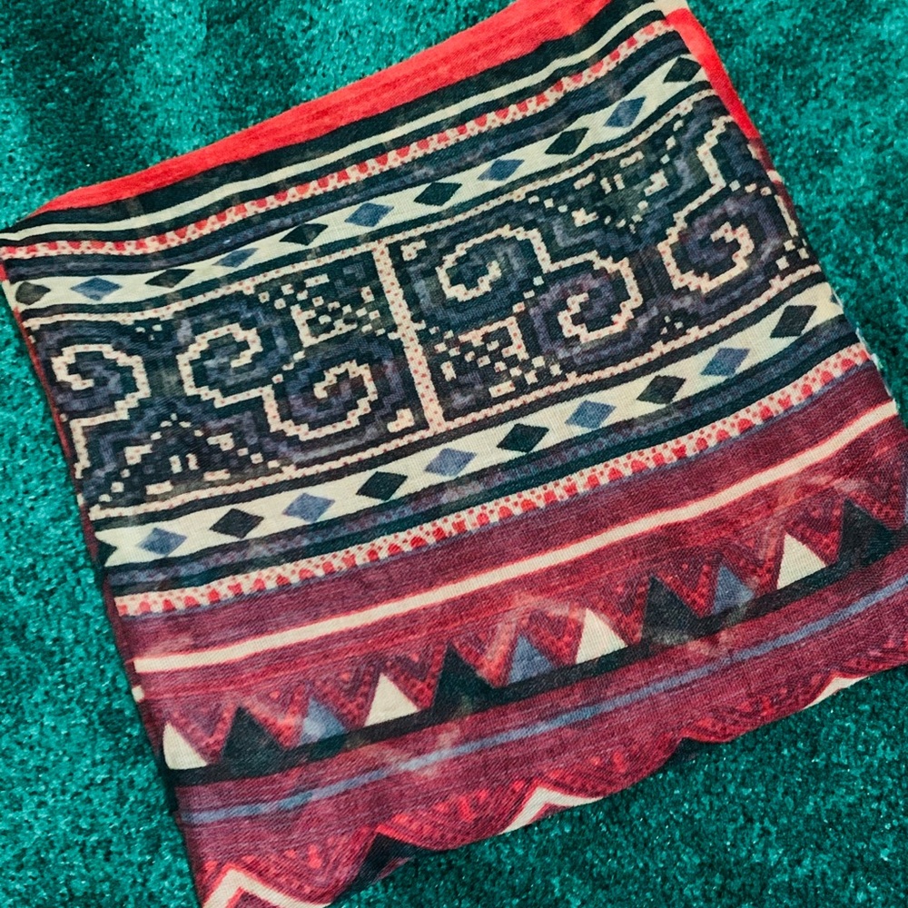 Neck/head scarf
